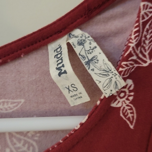 5/$25 Mudd Oxblood Rose Floral Sleeveless Tank Micro Tennis Dress - Picture 5 of 7